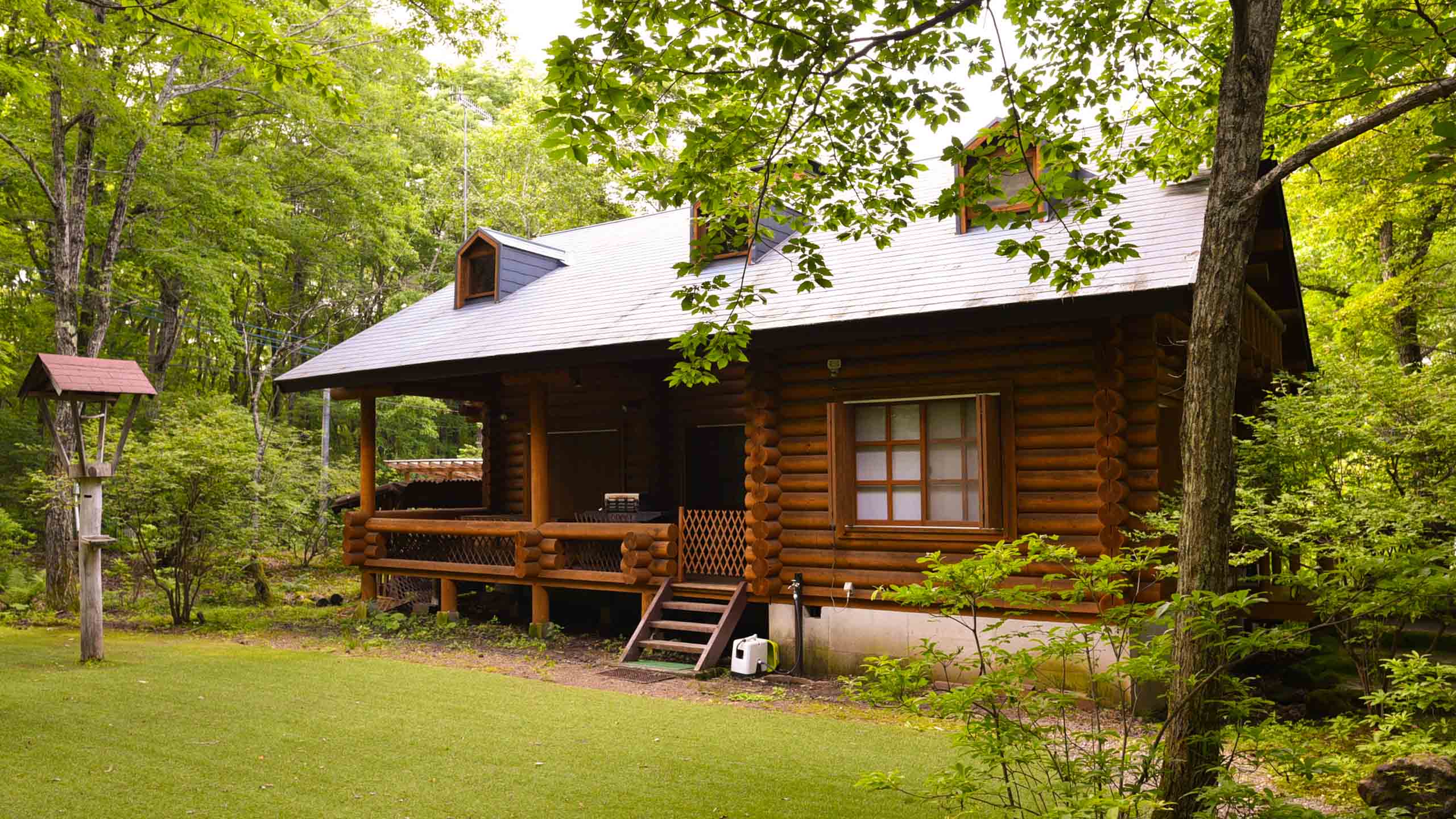 北軽井沢貸別荘PENTUペンチュ グループのVilla PENTU ヴィラ ペンチュ 。本格大型ログハウス。ペットOK。リモートオフィス。